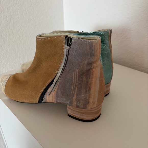 NEW EBARRITO 41 Multicolor Leather Ankle Zip Booties Boots - Picture 4 of 16